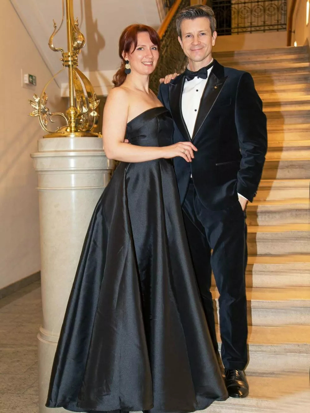 Nina Pečar in Bo&scaron;tjan Romih sta si privo&scaron;čila studijsko fotografiranje, čeprav novinarji &scaron;e raziskujejo kje. Pravita, da sta plesala. 