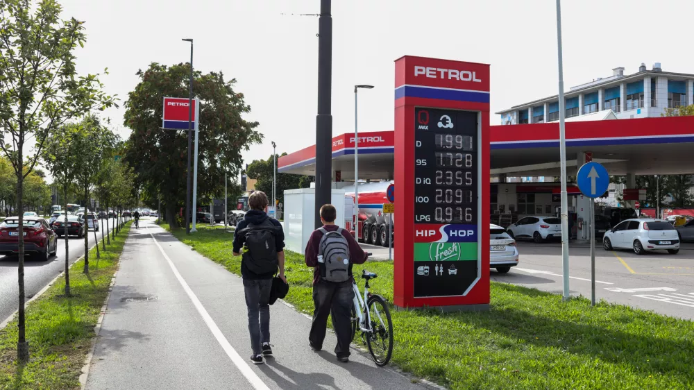 - 21.09.2026. - Črpalka Petrol, Nove cene goriv, cena dizla 1.991 EUR,//FOTO: Bojan Velikonja