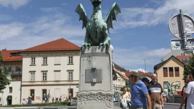 22.07.2025 - Zmajski most - kip zmaj - turistiFoto: Luka Cjuha