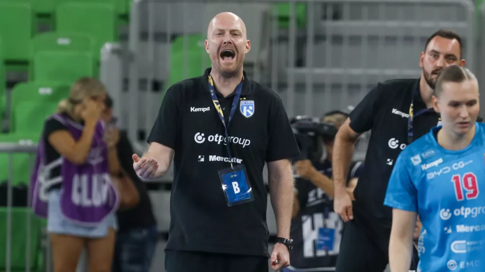 Rasmus Poulsen je novi trener Krima5.9.2026 - Rokomet ženske tekma Krim OTP Group Mercator - CSM Bukare&scaron;ta v prvem krogu evropske lige prvakinjFoto: Luka Cjuha