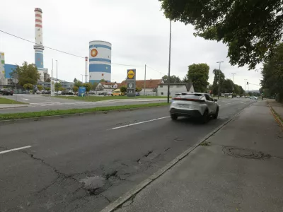 07.10.2024 - Zalo&scaron;ka cesta v slabem stanju - luknje na cesti - FOTO: Luka Cjuha