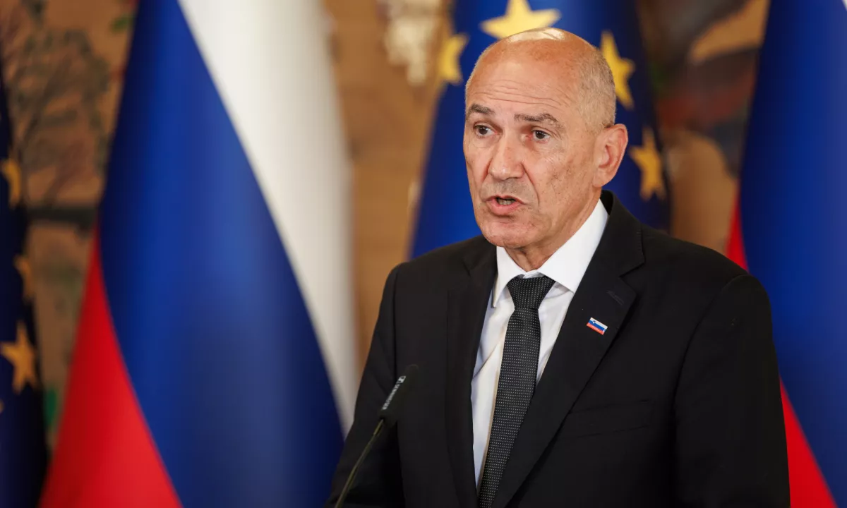 Janez Janša za ustavne spremembe pri obdavčitvi