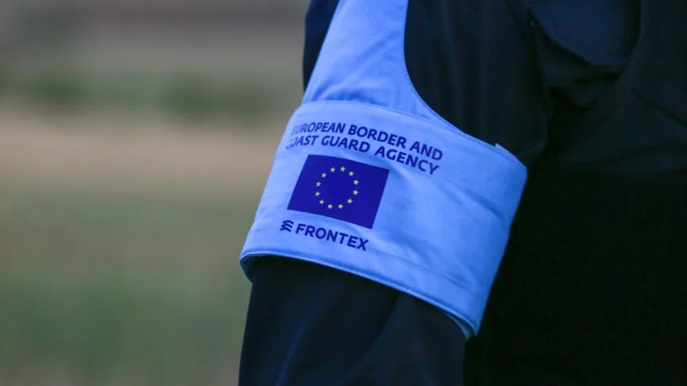 - 24. 07.2019  Republika Albanija 2019  migracije - Evropska agencija za mejno in obalno strao (Frontex) - prva misija Frontex zunaj Evropske unije (EU) na kopenski meji med Albanijo in Grčijo -  //FOTO: Luka Cjuha.
