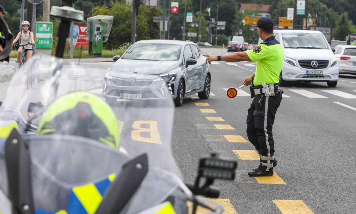 Policisti med akcijo na cestah zaznali skoraj 800 kršitev
