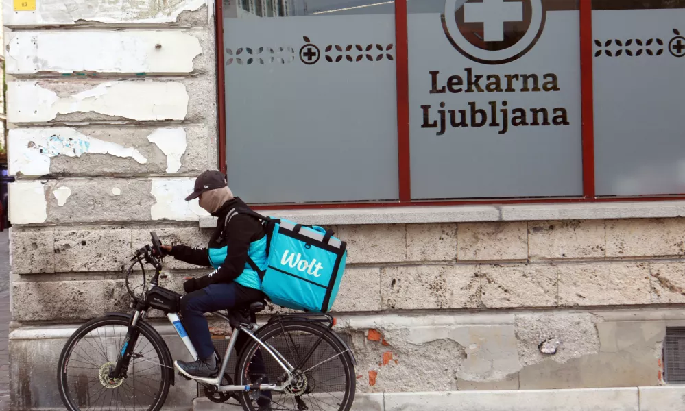 30: 09 2026 -simbolična fotografija - lekarna Ljubljana, dostava, WoltFoto: Tomaž Skale