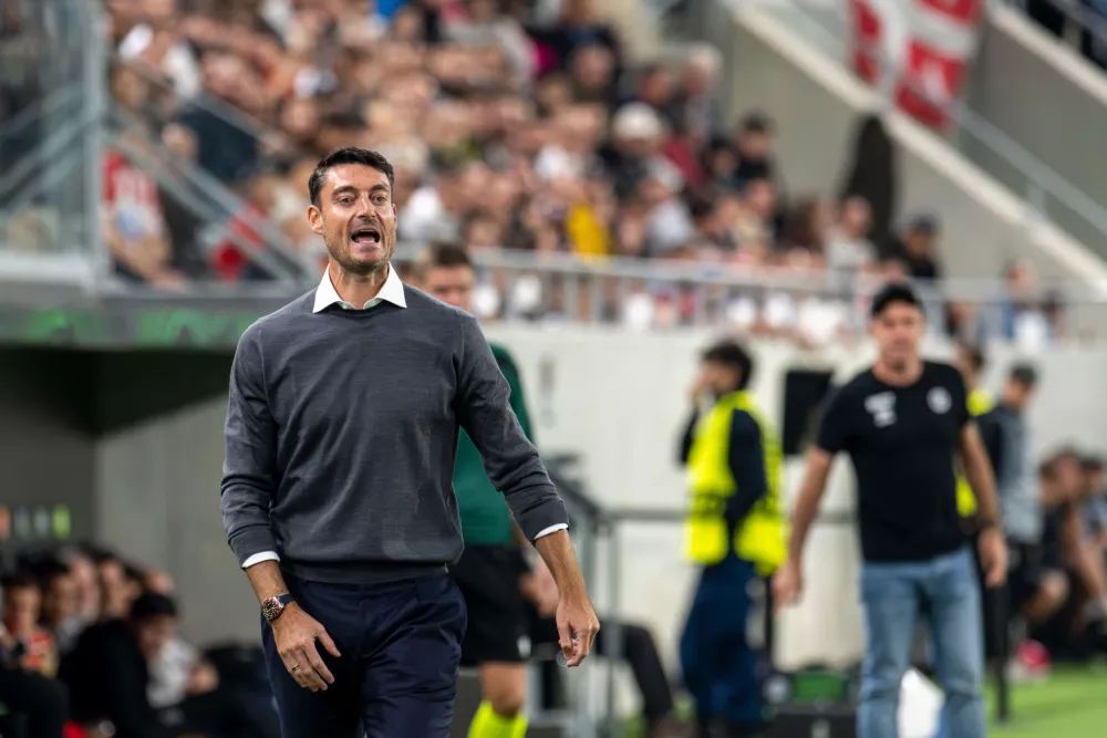 Belgrade's head coach Albert Riera shouts during the Conference League opening phase soccer match between FC Lugano and Red Star Belgrade, in Lugano, Switzerland, Thursday, Oct. 15, 2026. (Samuel Golay/Keystone via AP)