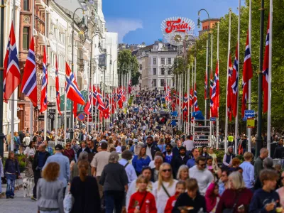 Norwegian flags at half-mast after the death of King Harald V in Karl Johans gate in Oslo, Saturday, Sept. 5, 2026. (Orn E. Borgen/NTB via AP)
