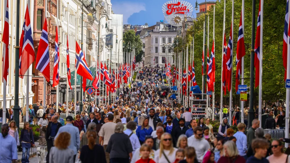 Norwegian flags at half-mast after the death of King Harald V in Karl Johans gate in Oslo, Saturday, Sept. 5, 2026. (Orn E. Borgen/NTB via AP)
