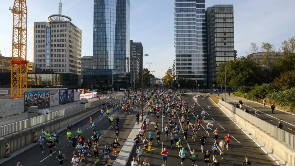 19.10.2025 - Ljubljanski maraton 2025 - tek - teka&scaron;ka prireditevFoto: Luka Cjuha