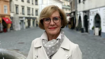 Mojca Sojar, kandidatka za ljubljansko županjo in vodja Svetniškega kluba NSi Ljubljana, - 20.10.2022 – Lokalne volitve 2022 - vložitev kandidature Mojce Sojar, kandidatke NSi za županjo Ljubljane //FOTO: Tomaž Skale