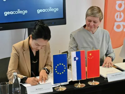 Gea College, podpis sodelovanja s Kitajci