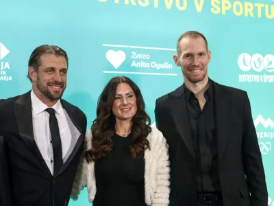 Anže Kopitar, Tine Urnaut19.10.2026 Dobrodelnem večeru Fundacije Miroslava Cerarja in Leona &Scaron;tuklja, na katerem bomo zaokrožili leto&scaron;nje aktivnosti v okviru projekta Botrstvo v &scaron;portu. Foto Luka Cjuha