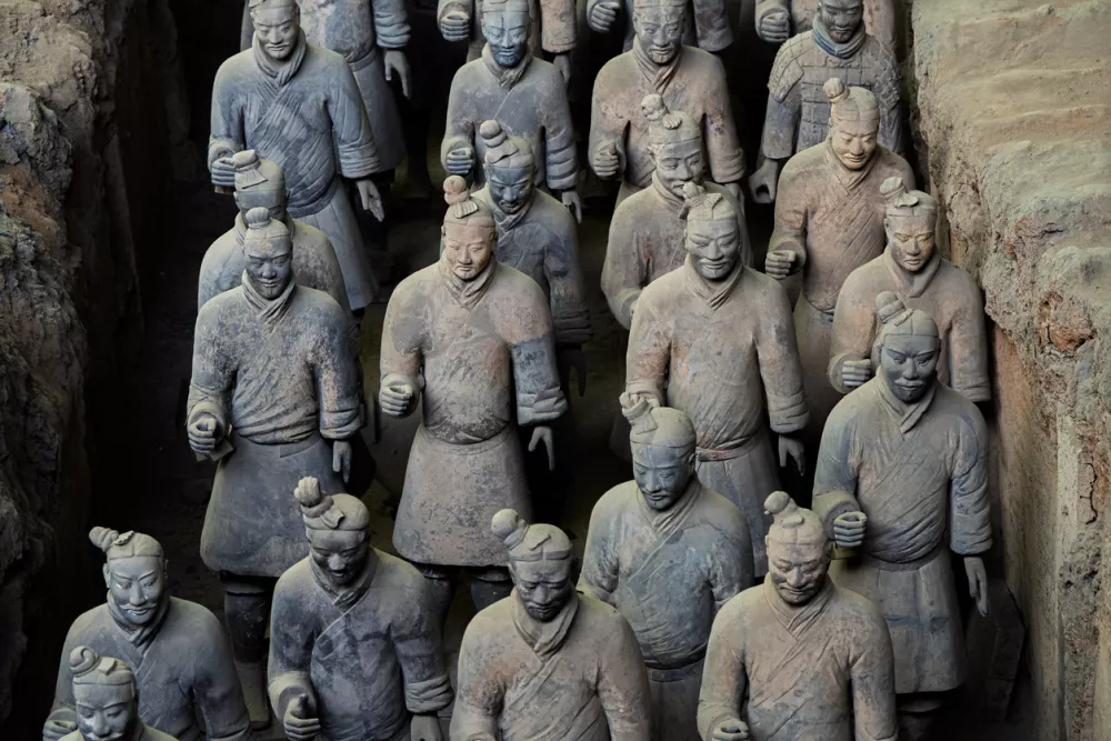 Terracotta army soldiers in the mausoleum tomb of Qin Shi Huang, first emperor of China, Xian, Shaanxi province. / Foto: Babayev