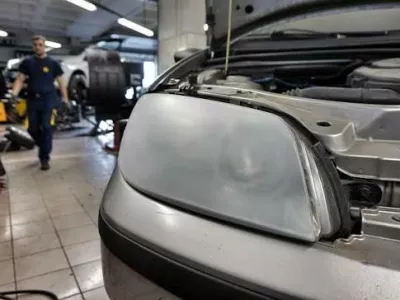 Žarometi avto