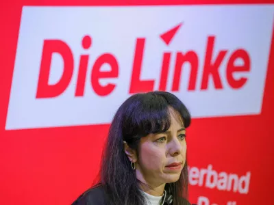 FILE PHOTO: Die Linke (the Left) party's top candidate for Berlin, Elif Eralp delivers a speech during an extraordinary state party conference on their roadmap for exploratory talks following state elections in Berlin, Germany, September 25, 2026. REUTERS/Fabrizio Bensch/File Photo