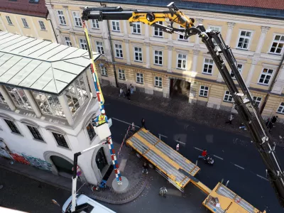 20.10.2026 -Plečnikov jambor, postavitevFoto: Tomaž Skale