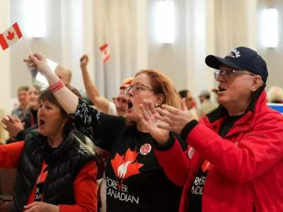 Alberta ostaja v objemu Kanade, a dileme ostajajo