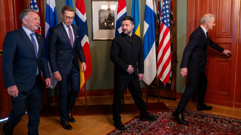 Ukrainian President Volodymyr Zelenskiy meets US Special Envoy Steve Witkoff, Norwegian Prime Minister Jonas Gahr Store and Finnish President Alexander Stubb in Oslo, Norway, October 20, 2026. NTB/Heiko Junge /via REUTERS  ATTENTION EDITORS - THIS IMAGE WAS PROVIDED BY A THIRD PARTY. NORWAY OUT