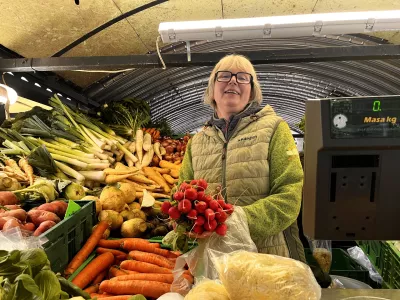 (CENE NA TRŽNICI) Čas je za hrustljave rdeče redkvice: niso le okusne, so tudi koristne