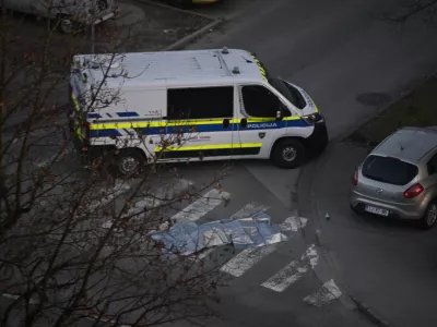 Policija - simbolična fotografijauboj - umorpreiskovalci - kriminalisti - preiskava 06.03.2026 Brnik - Streljanje policistov na storilca z nožem - Fužine - napad na policiste Foto: Nik Erik Neubauer