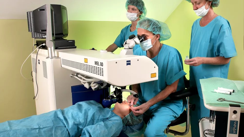 oftalmolog, laserska operacija, oči, dioptrija, Irman / Foto: Arhiv Očesnega Centra Irman