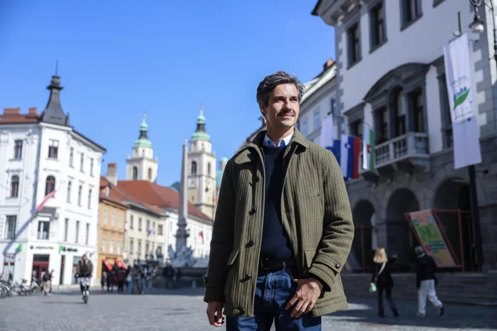 - 16.10.2026 - Luka Mesec, kandidat Levice za župana Ljubljane//FOTO: Jaka GasarOPOMBA: ZA OBJEKTIV - INTERVJU / Foto: Jaka Gasar