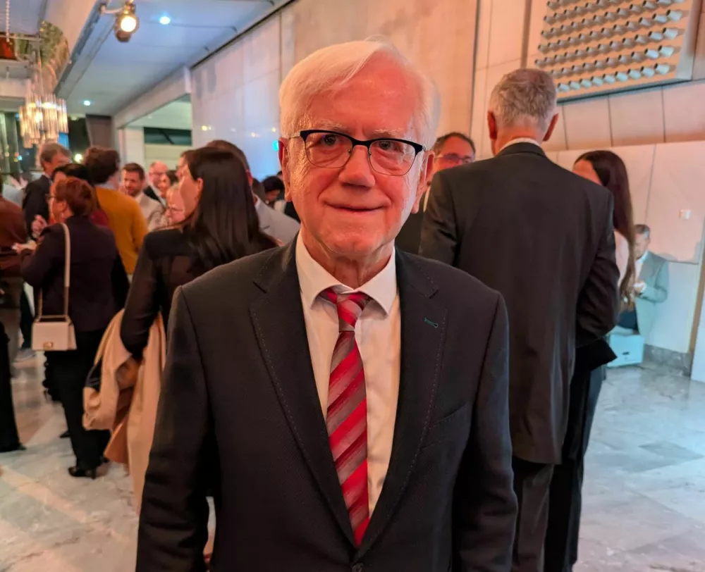 Bogomir Stra&scaron;ek, biv&scaron;i predsednik sveta gazel