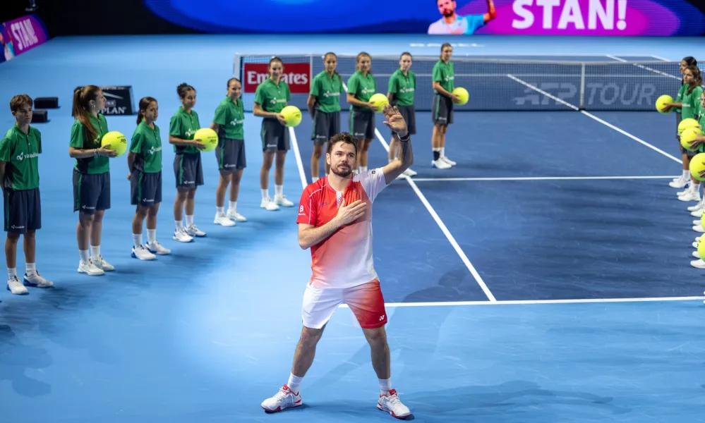 Switzerlands Stan Wawrinka greets the fans after his final match in his career against Czech Republic's Jiri Lehecka during the first round of the Swiss Indoors tennis tournament in Basel, Switzerland, Tuesday, Oct. 27, 2026. (Claudio Thoma/Keystone via AP)