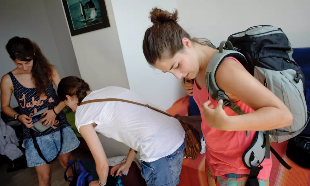 Couchsurfing - brezplacno oddajanje kavča oz. prenoči&scaron;ča popotnikom za nekaj dni ali dalj časa, je raz&scaron;irjeno tudi v Ljubljani//FOTO: Tomaž Zajel&scaron;nik