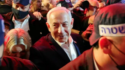 Israeli Prime Minister Benjamin Netanyahu, leader of the Likud party, reacts as he tours Mahane Yehuda market, ahead of Israel's national election, in Jerusalem, October 23, 2026. REUTERS/Kevin Coombs