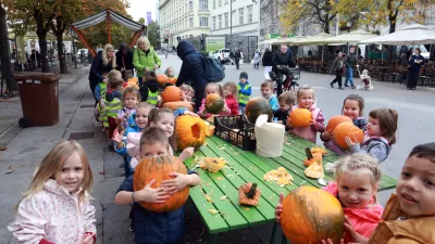 23.10.2026 -tržnica, buče, otrociFoto: Tomaž Skale
