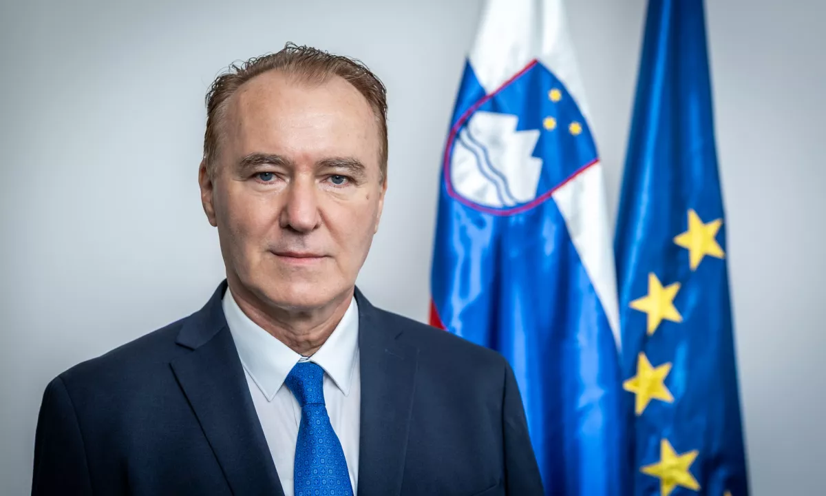 Ministrstvo za demografijo, družino in socialne zadeve zapušča državni sekretar Tomislav Nemec