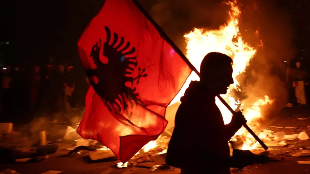 Protesti v Albaniji. Foto: REUTERS/Florion Goga