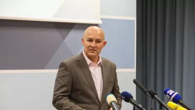 - Borut Rončević, minister za izobraževanje znanost in mladino,- 08.09.2026. - Predstavitev rezultatov mednarodne raziskave PISA 2025, ki kaže dosežke 15 letnikov na področju bralne, matematične in naravoslovne pismenosti.