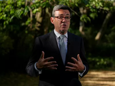 FILE PHOTO: Britain's Prime Minister Andy Burnham speaks to the media after chairing a COBR meeting at Downing Street on the UK's ongoing response to extreme heat, wildfires and drought, in London, Britain, Wednesday, Aug. 12, 2026.  Kin Cheung/Pool via REUTERS/File Photo