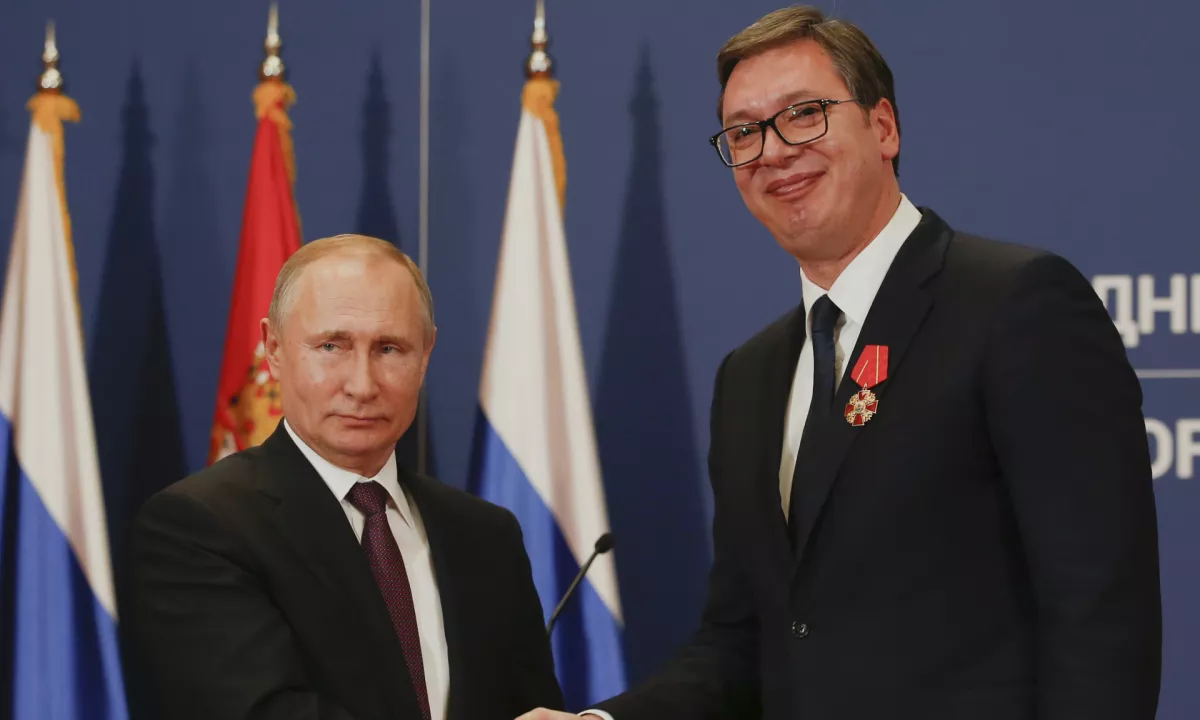 Nedeljski zapleti: vučićev poraz v očeh ruske propagande
