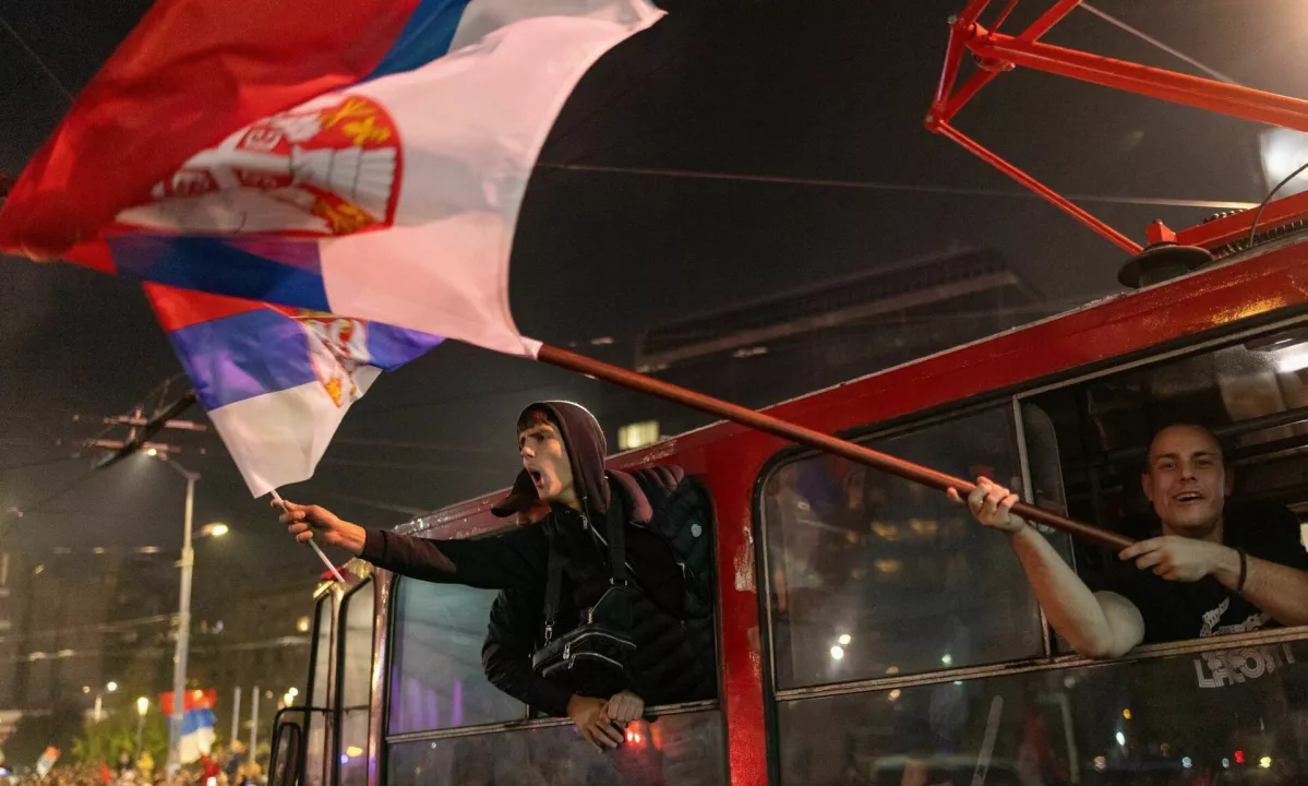 Noč, ko je Srbija plesala in spisala zgodovino