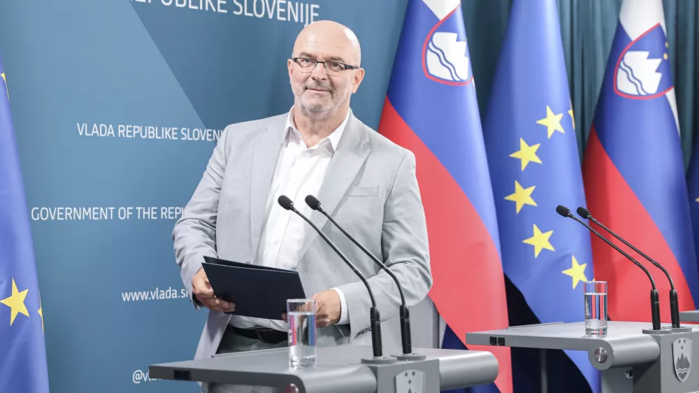 Sebastjan Jeretič- 19.06.2026 - novinarska konferenca vlade RS ob 35. obletnici samostojnosti in neodvisnosti//FOTO: Jaka Gasar