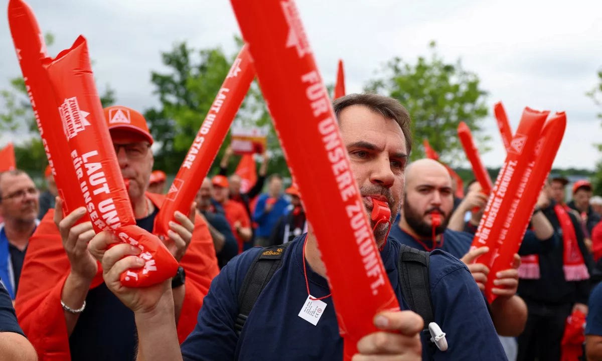 Zvišanje plač v nemški kovinski industriji: ponudba delavcem prenizka