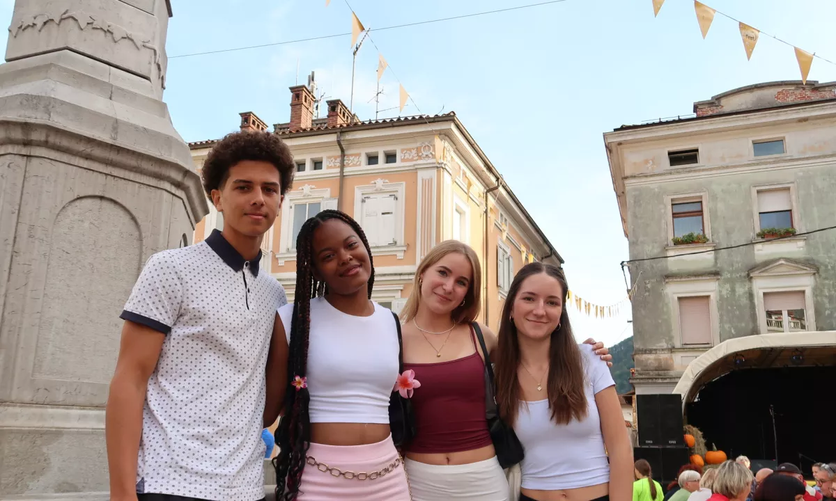 Velika Britanija na poti nazaj v EU: vrnitev v Erasmus, pogovori o prostem gibanju in nove možnosti za študente