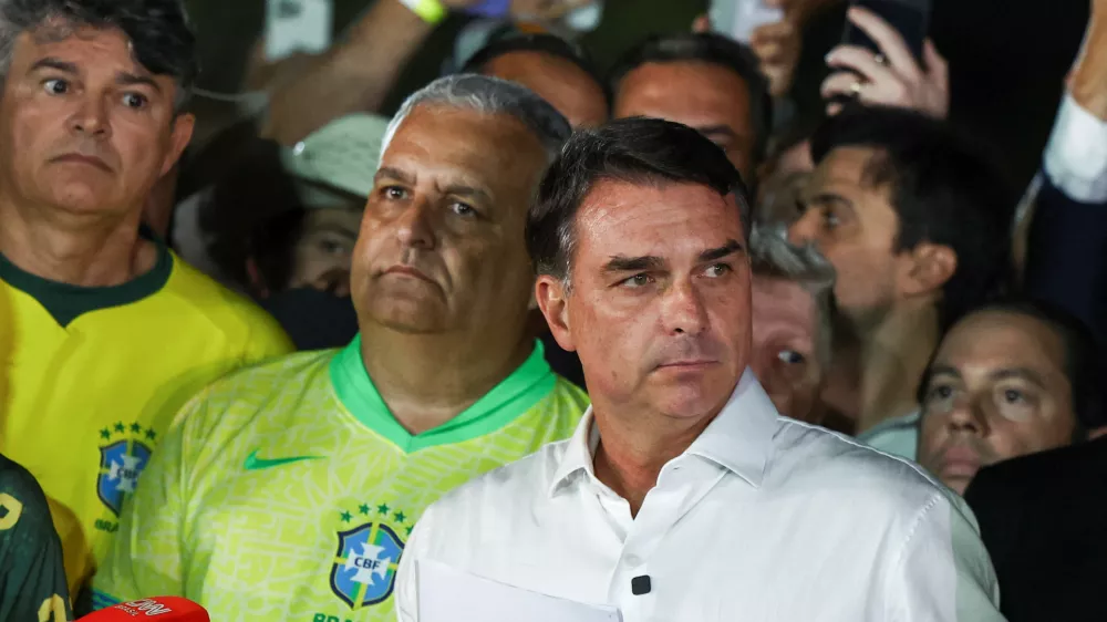 Brazilian presidential candidate Flavio Bolsonaro of the Liberal Party (PL) arrives to speak after losing the presidential runoff election, in Brasilia, Brazil October 25, 2026. REUTERS/Agustin Marcarian