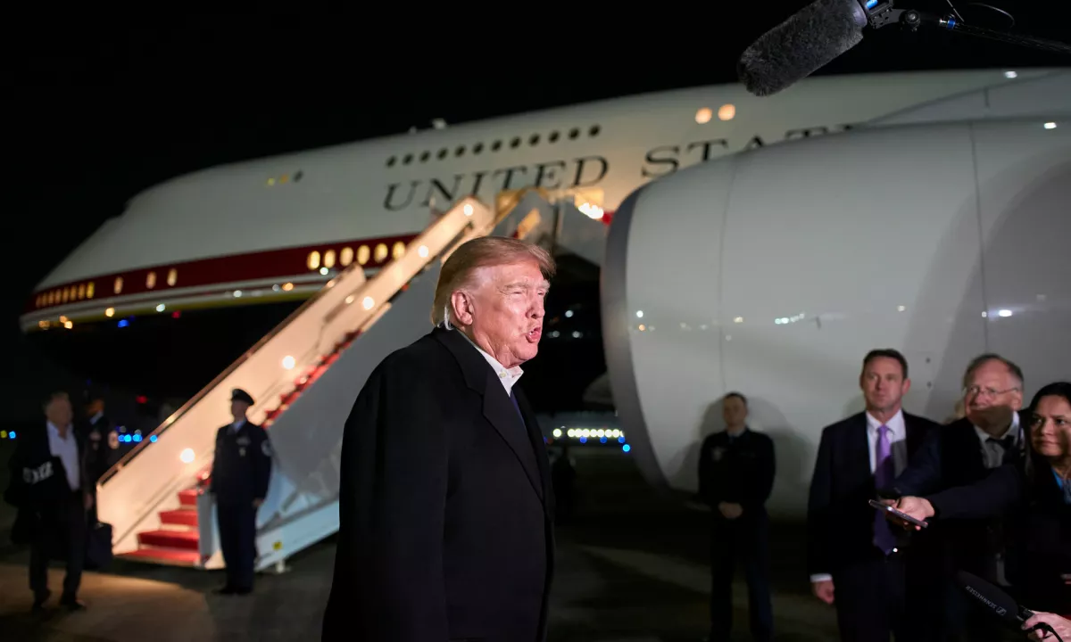 Trump napovedal skorajšnje srečanje med Putinom in Zelenskim