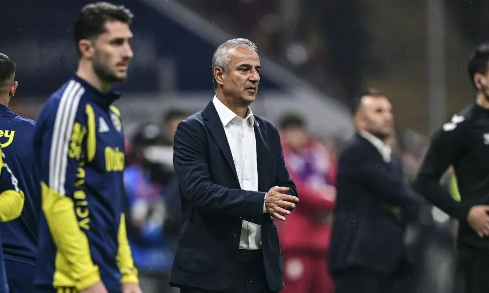 Trener Fenerbahčeja odstopil po porazu proti Galatasarayu