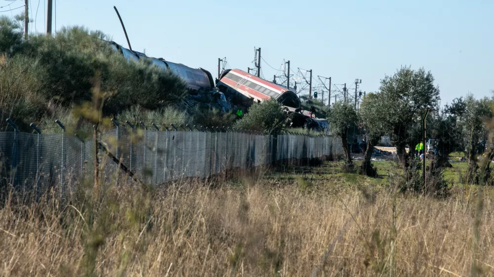 The scene of a collision between two trains in Urda, Spain on Wednesday, Oct. 28, 2026. (Juanma Jimenez/Europa Press via AP)