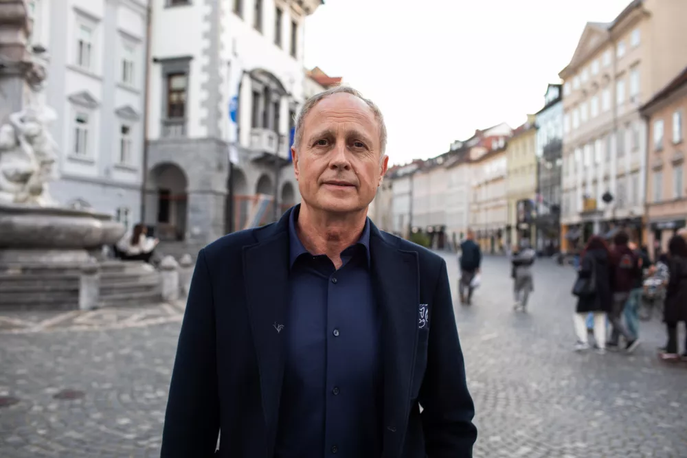 Ale&scaron; Vrhovec: Županski kandidat SDS, ki računa tudi na &ldquo;kak&scaron;nega levega volilca&rdquo;