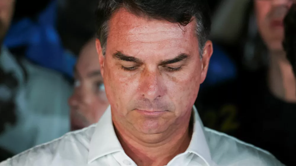 Brazilian presidential candidate Flavio Bolsonaro of the Liberal Party (PL) reacts as he speaks after losing the presidential runoff election, in Brasilia, Brazil October 25, 2026. REUTERS/Adriano Machado   TPX IMAGES OF THE DAY