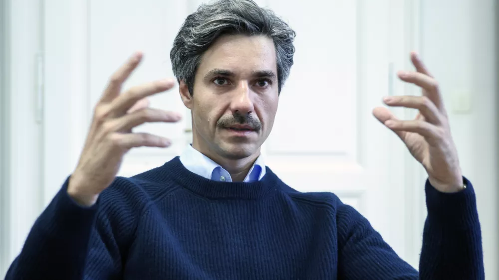 - 16.10.2026 - Luka Mesec, kandidat Levice za župana Ljubljane//FOTO: Jaka GasarOPOMBA: ZA OBJEKTIV - INTERVJU