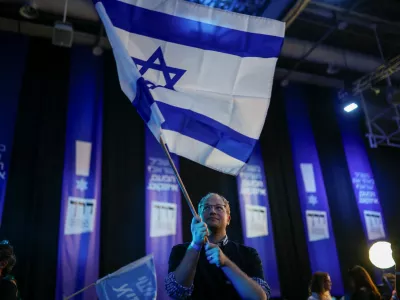 A supporter of former military chief Gadi Eisenkot, leader of the Yashar party, reacts to the exit poll at his party headquarters, on the evening of Israel's national election, in Tel Aviv, Israel October 27, 2026. REUTERS/Shir Torem