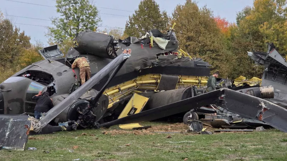 The site of the crash of a ICH-47 Chinook helicopter belonging to the Italian contingent of the European Union Force (EUFOR) Althea mission, near the village of Gorice, in Brcko District, Bosnia and Herzegovina, October 29, 2026. klix.ba/Handout via REUTERS THIS IMAGE HAS BEEN SUPPLIED BY A THIRD PARTY