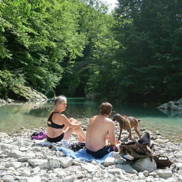 Reka Nadiža, Napoleonov most, kopanje / Foto: Nata&scaron;a Bucik Ozebek